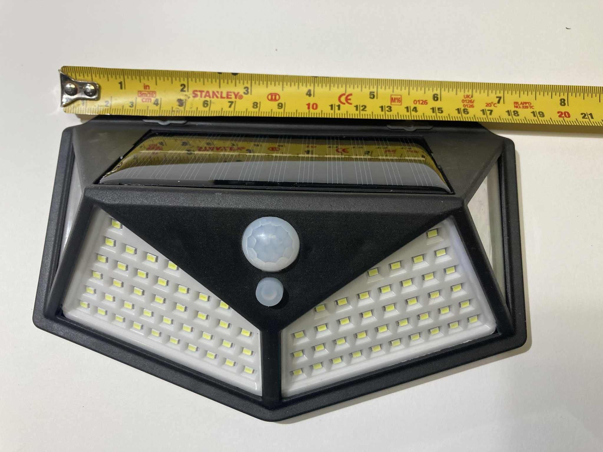 Lampes Murales Solaires 7